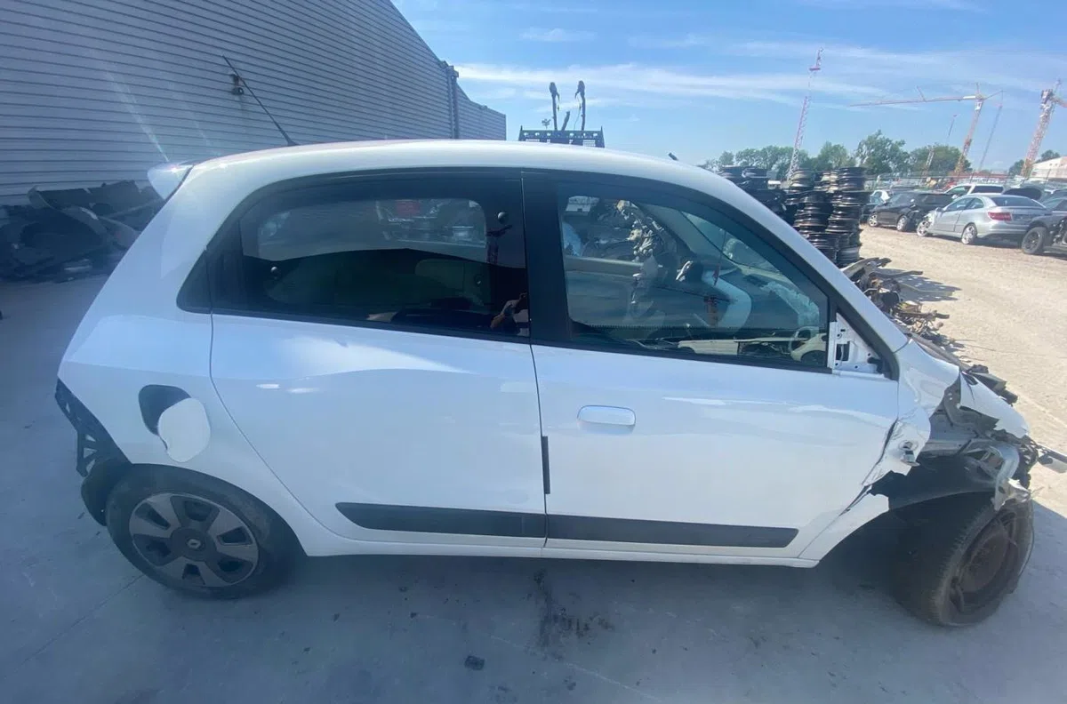 Aile arrière droite RENAULT TWINGO 3 PHASE 1 occasion