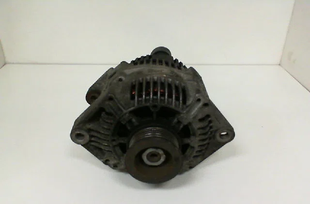 Alternateur RENAULT CLIO I Phase 2 03-1994--03-1996 1.9 D 65ch occasion