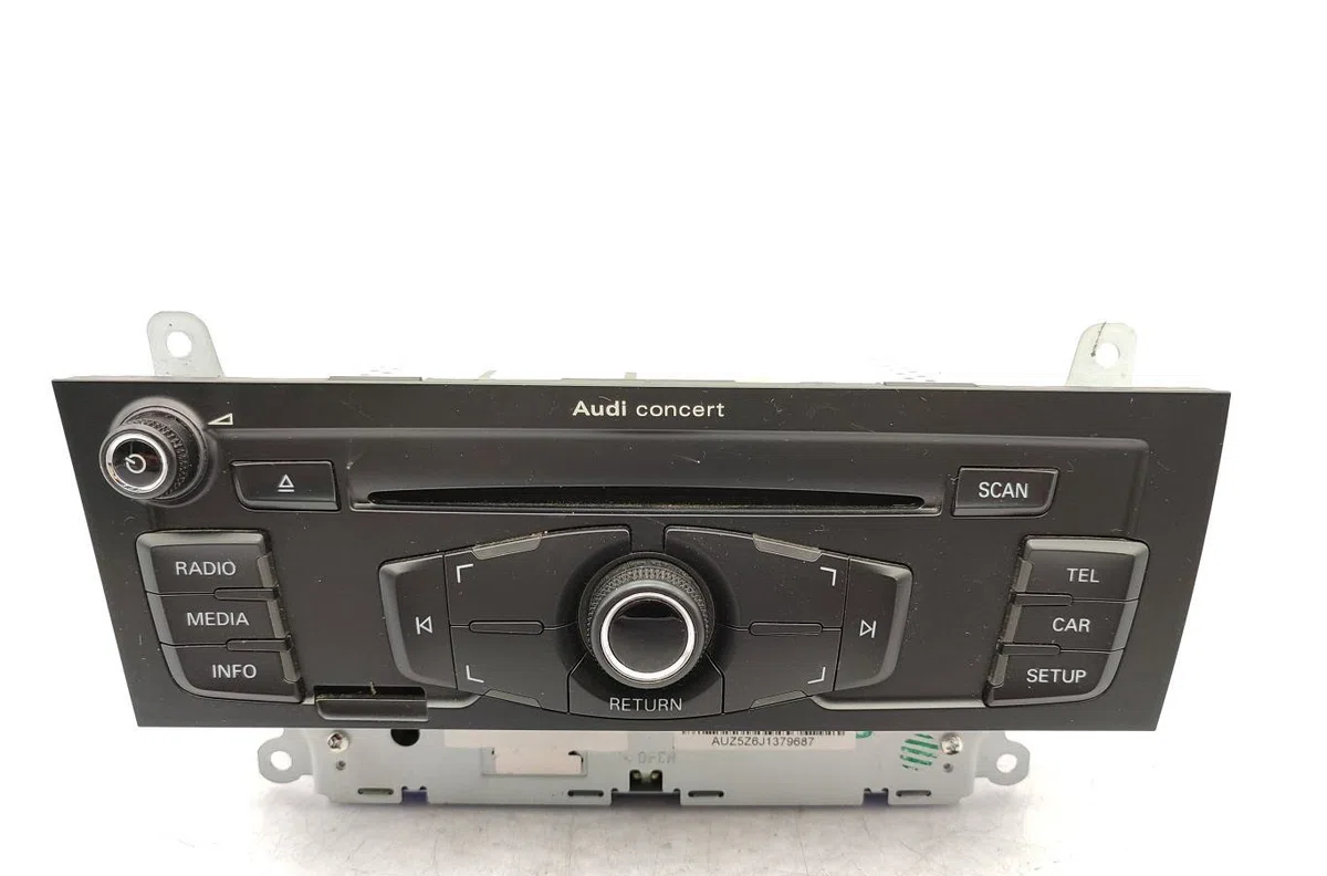 Autoradio AUDI A4 3 AVANT PHASE 1 BREAK occasion
