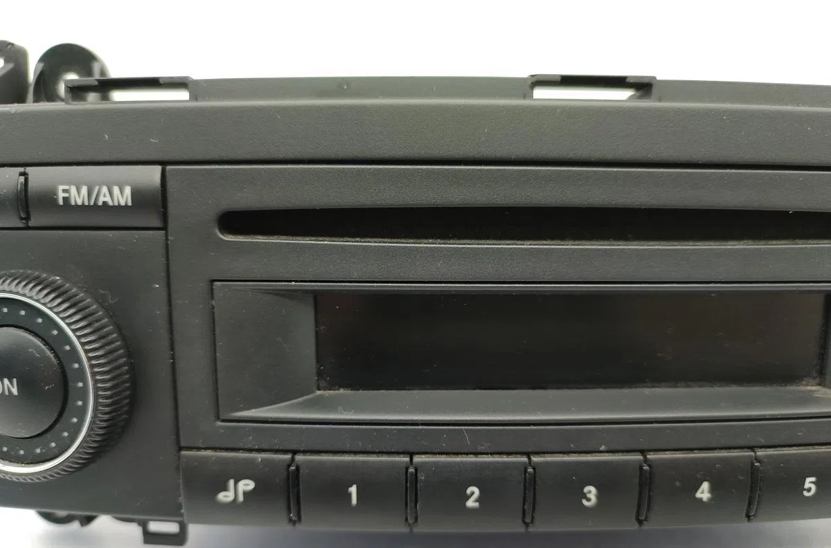 Autoradio MERCEDES CLASSE A 169 PHASE 1 occasion