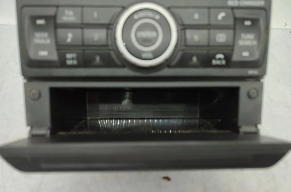Autoradio NISSAN X-TRAIL 2 PHASE 1 occasion