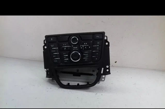Autoradio Opel MERIVA B Monospace (S10) 1.7 cdti (75) (2010-2017) occasion