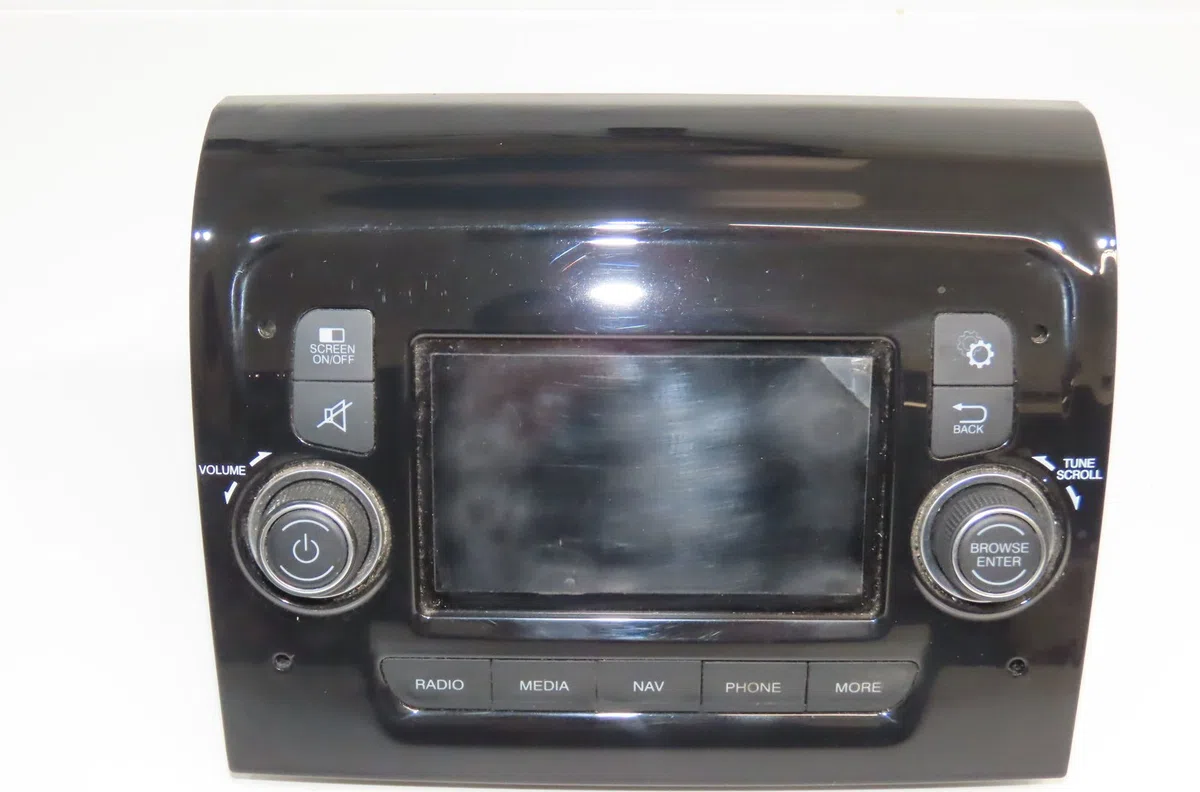 Autoradio Peugeot BOXER Camionnette 2.2 bluehdi 140 (2019) occasion