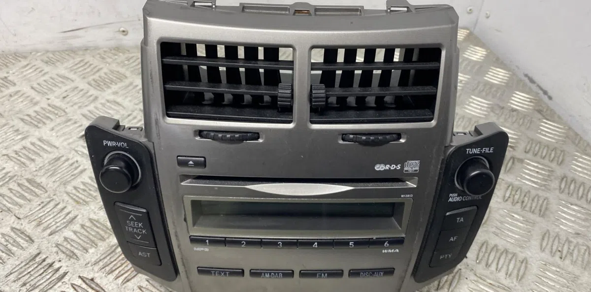 Autoradio TOYOTA YARIS 2 PHASE 1 occasion