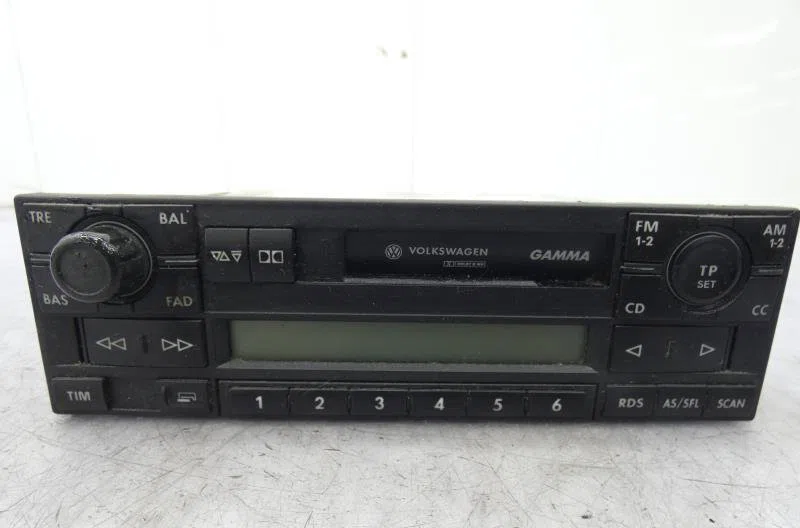 Autoradio VOLKSWAGEN PASSAT 4 PHASE 2 BREAK occasion