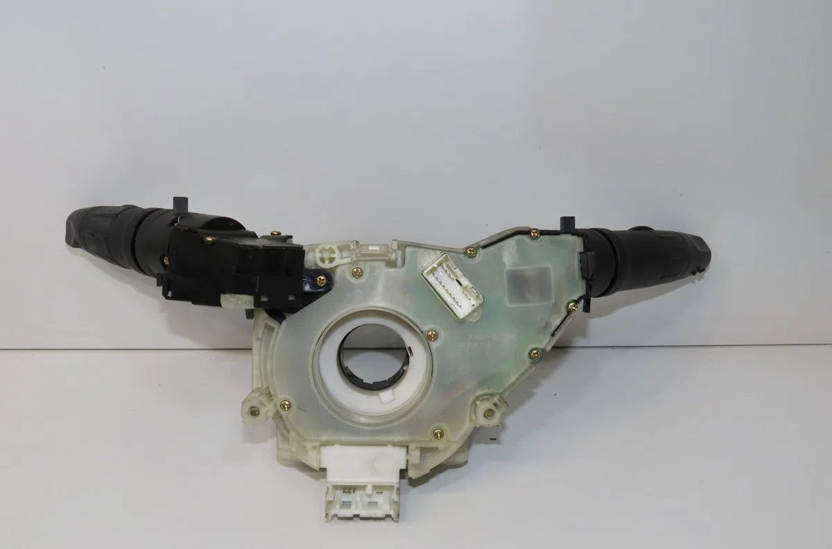 Bloc commodos Nissan MICRA III (K12) 1.5 dci (2003-2010) occasion