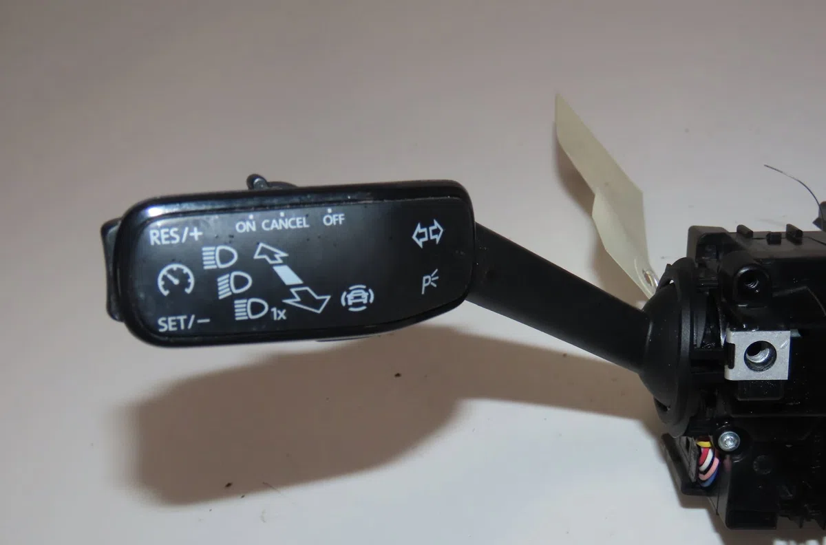 Bloc commodos Skoda FABIA III (NJ3) 1.0 (2014-2021) occasion