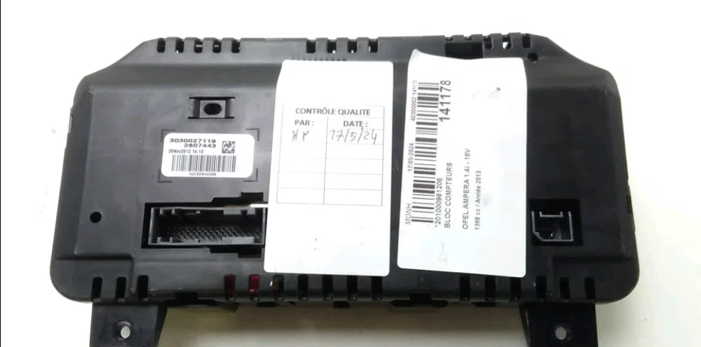 Bloc compteurs Opel AMPERA (R12) Ev 150 (2011-2015) occasion