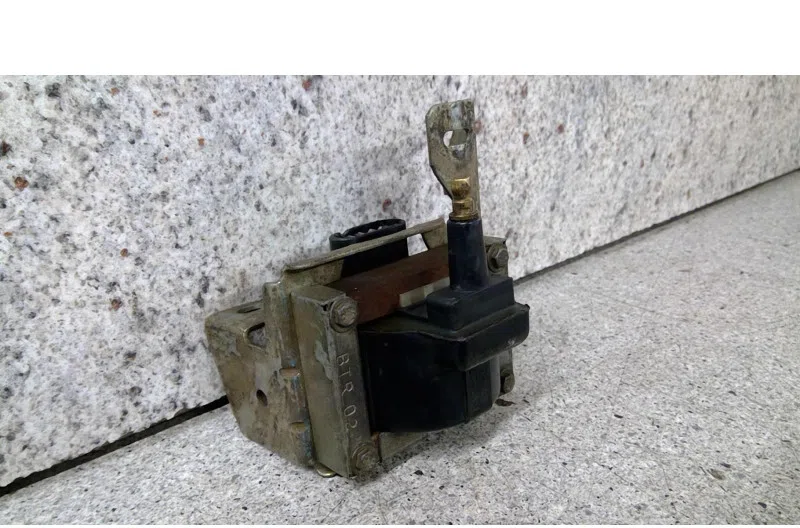 Bobine (allumage) pour PEUGEOT 205 PHASE 2