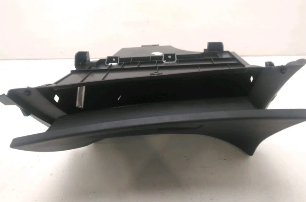 Boite à gants Citroen C4 PICASSO II 1.2 thp 130 (2014) occasion