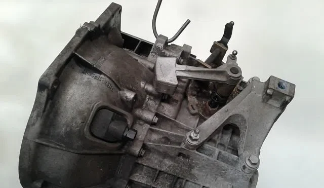 Boîte de vitesses manuelle Ford FOCUS C-MAX (DM2) 1.6 tdci (2003-2007) occasion — photo 4