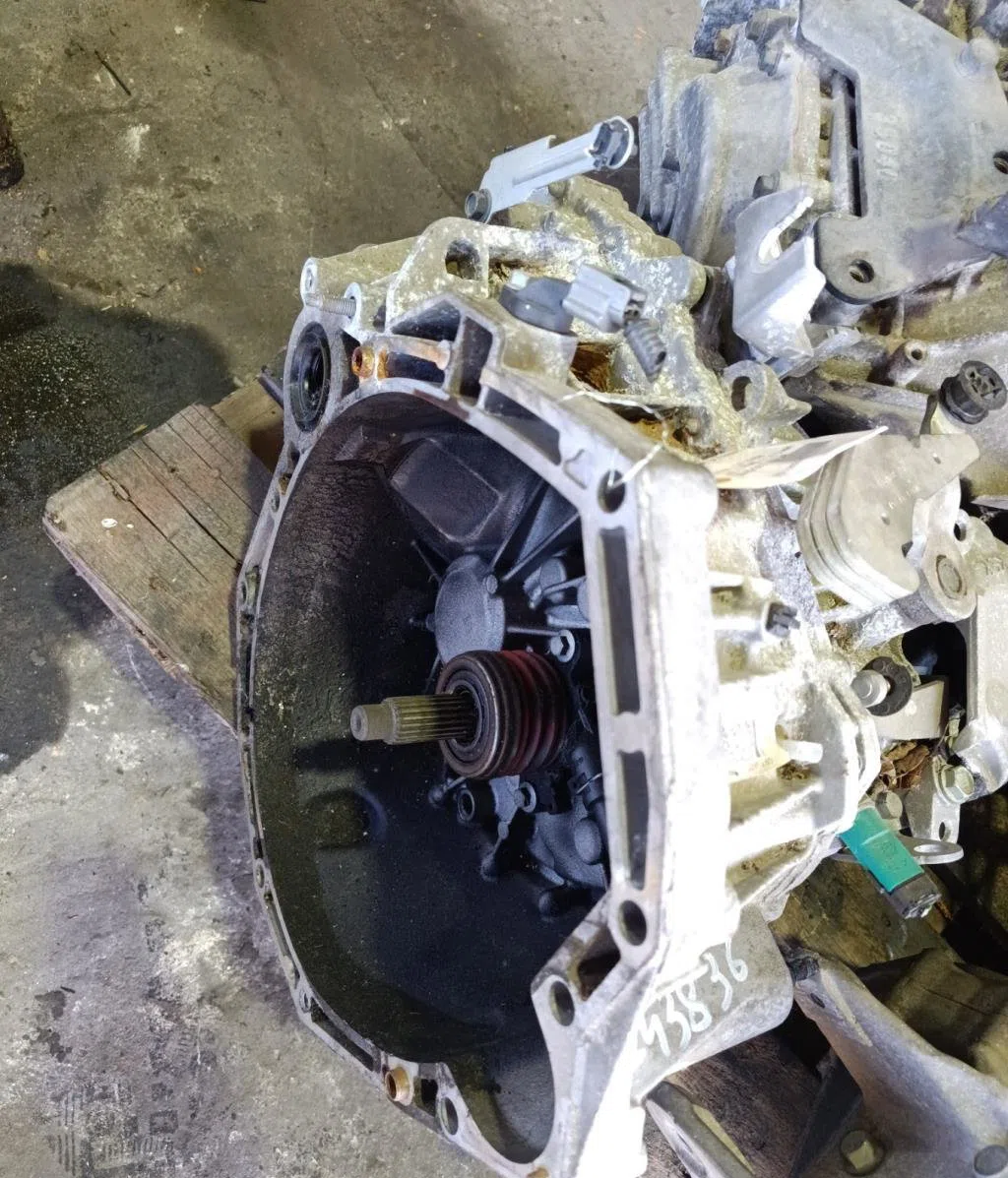 Boîte de vitesses manuelle NISSAN JUKE 1 PHASE 2 occasion — photo 2