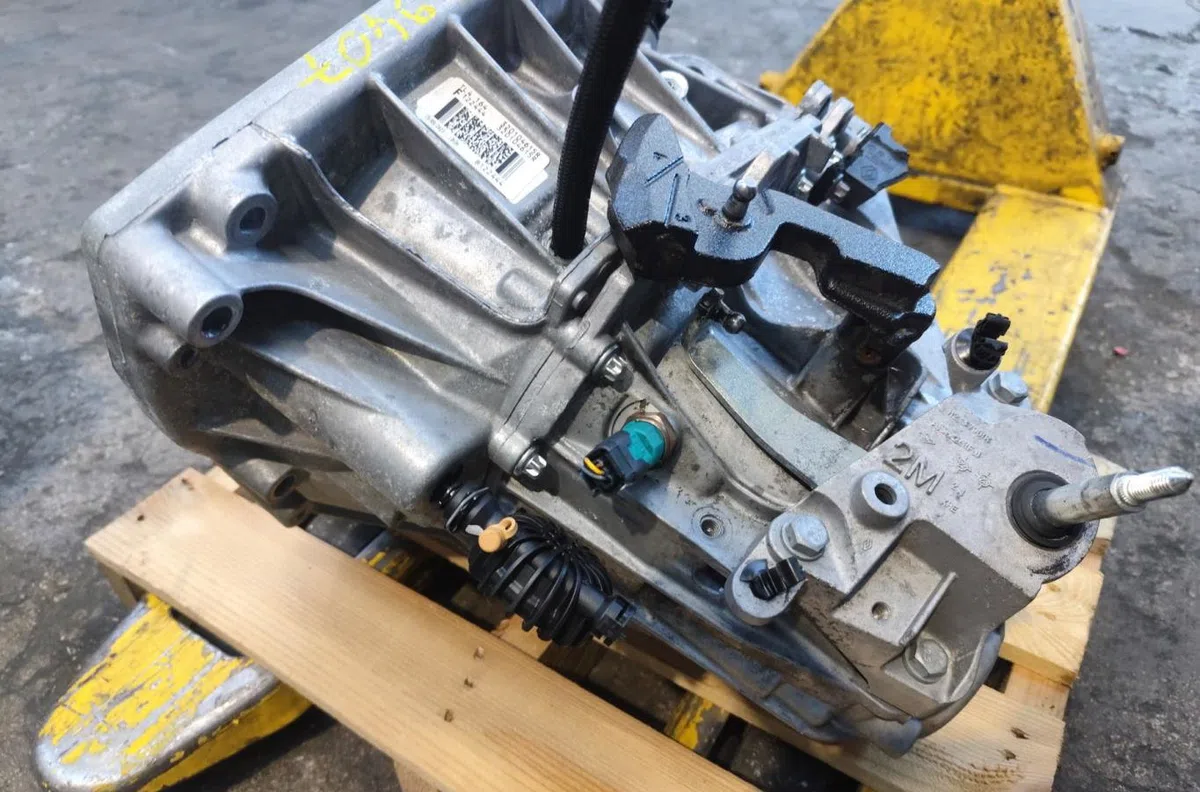 Boîte de vitesses manuelle NISSAN JUKE 2 occasion — photo 2