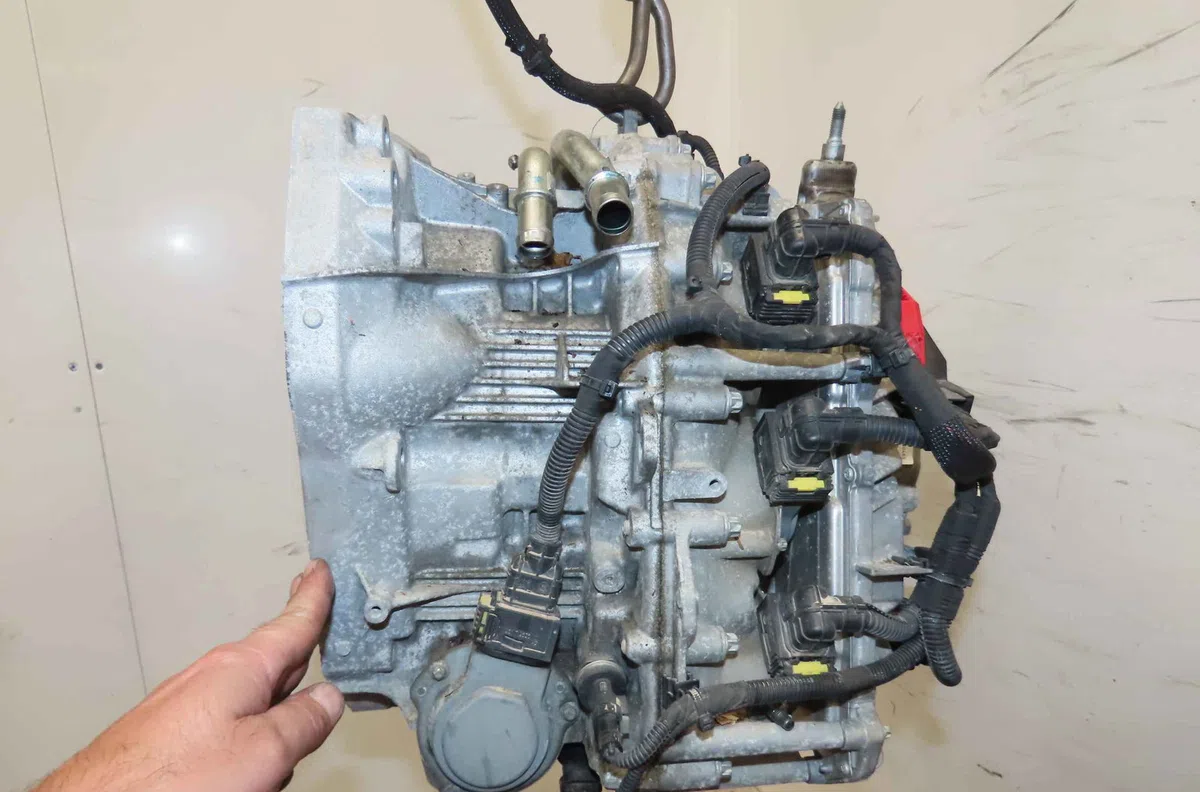 Boîte de vitesses manuelle NISSAN JUKE II occasion — photo 2