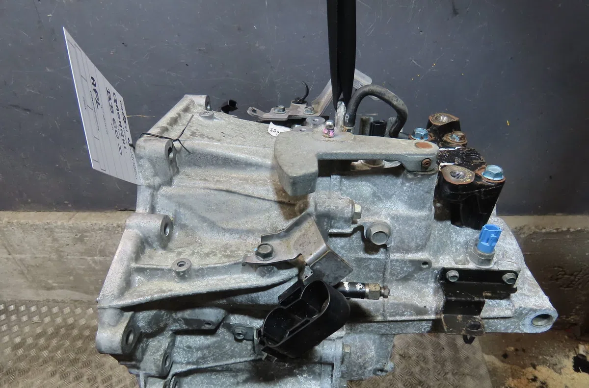 Boîte de vitesses manuelle NISSAN QASHQAI occasion — photo 2