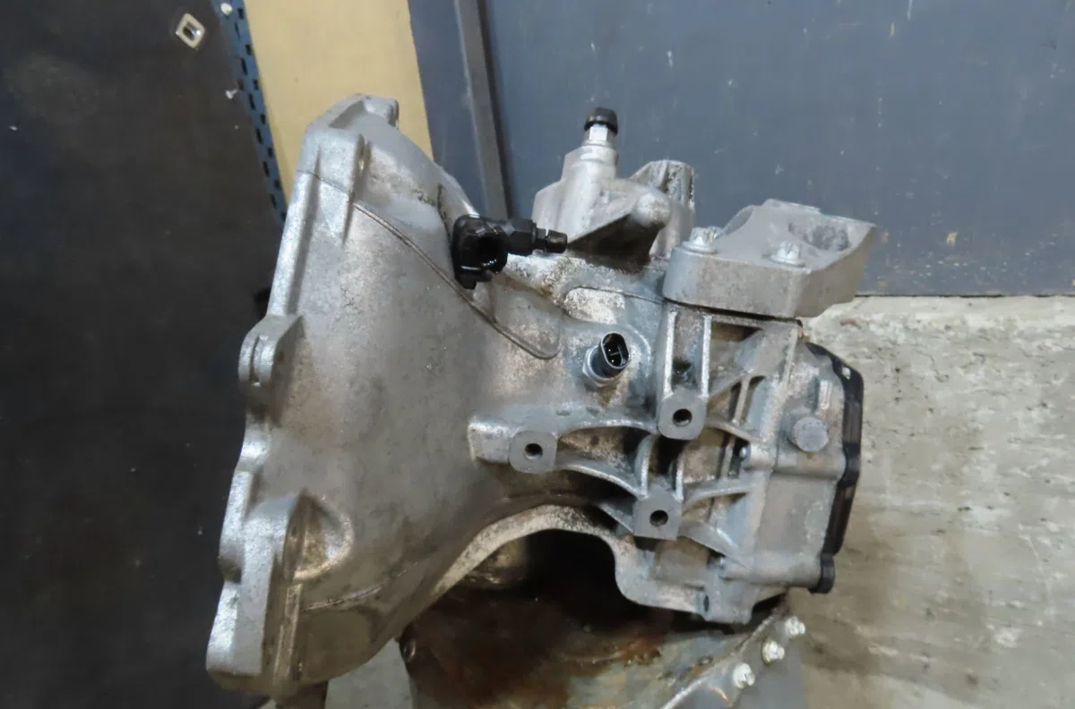 Boîte de vitesses manuelle OPEL CORSA occasion — photo 3