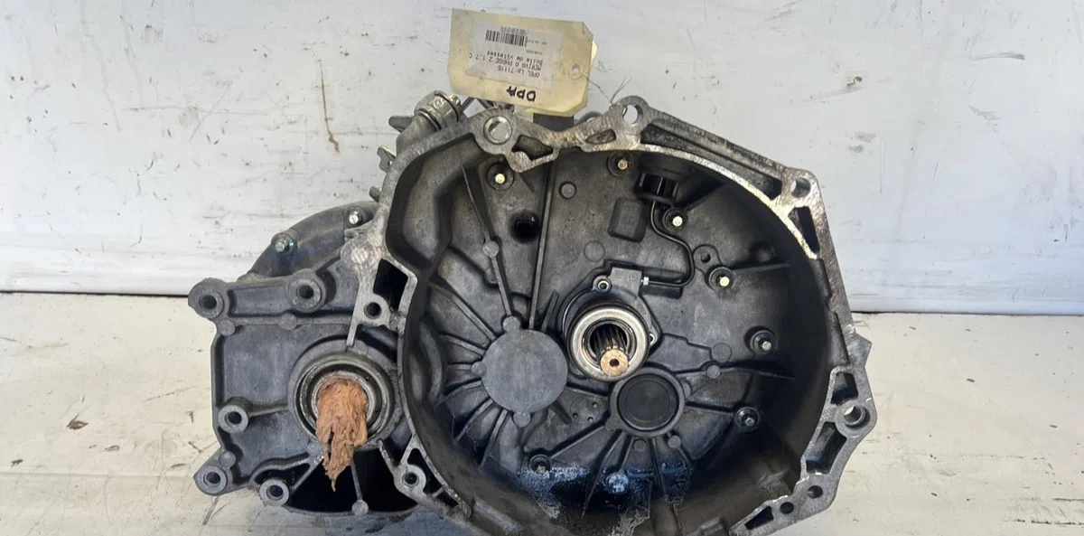 Boîte de vitesses manuelle Opel MERIVA A Monospace (X03) 1.7 cdti (e75) (2003-2010) occasion — photo 2