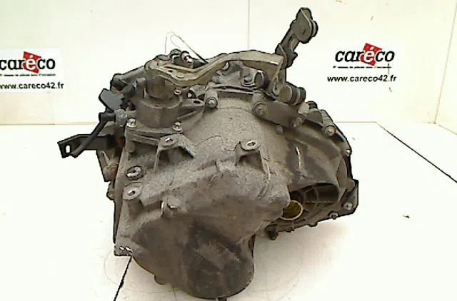 Boîte de vitesses manuelle OPEL VECTRA III occasion — photo 2