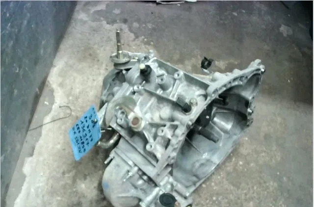 Boîte de vitesses manuelle Peugeot 307 Break (3E) 2.0 (2002-2005) occasion — photo 3