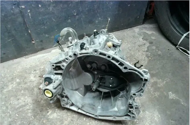Boîte de vitesses manuelle Peugeot 307 Break (3E) 2.0 (2002-2005) occasion — photo 4