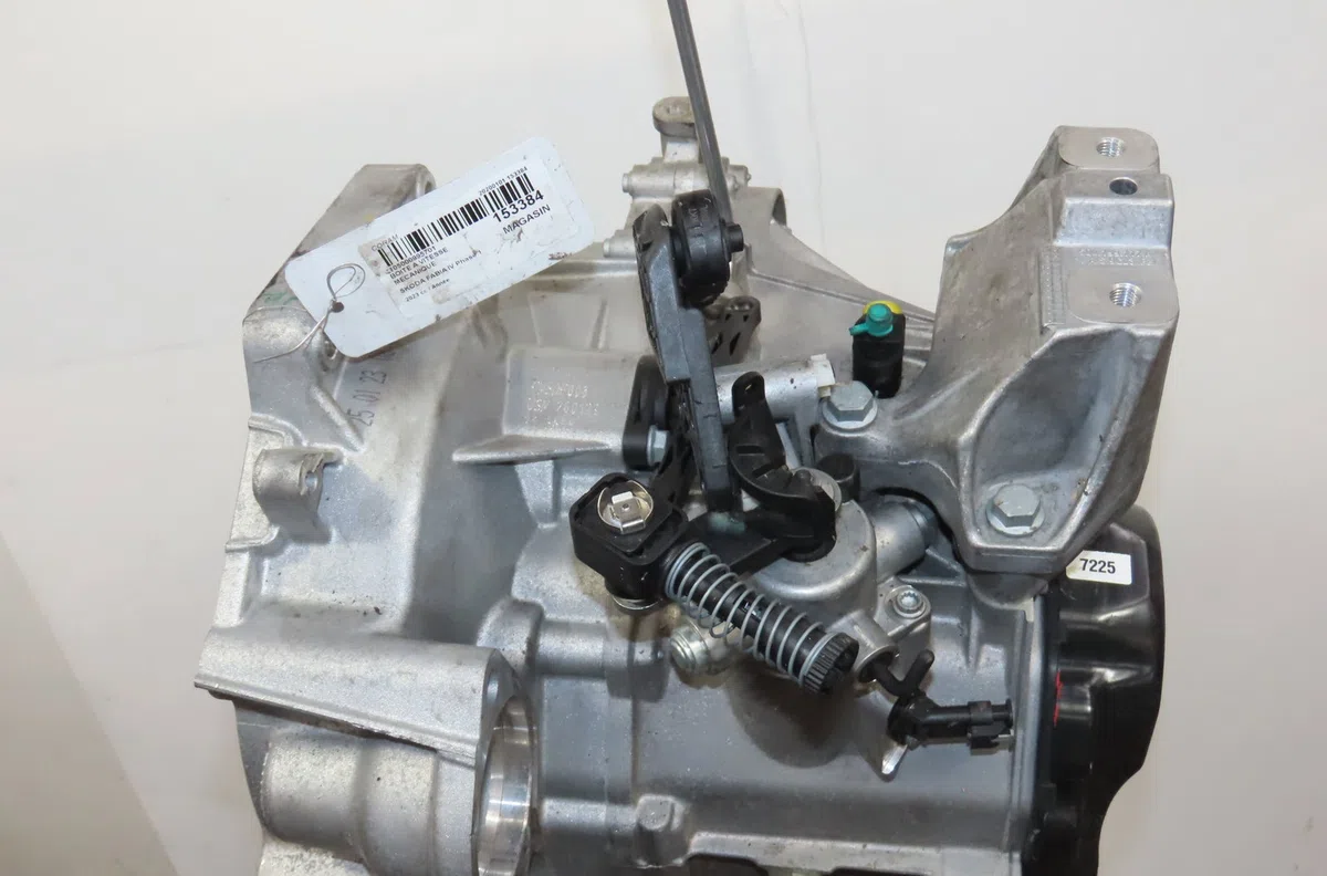 Boîte de vitesses manuelle Skoda FABIA IV (PJ3) 1.0 tsi (2021) occasion — photo 4