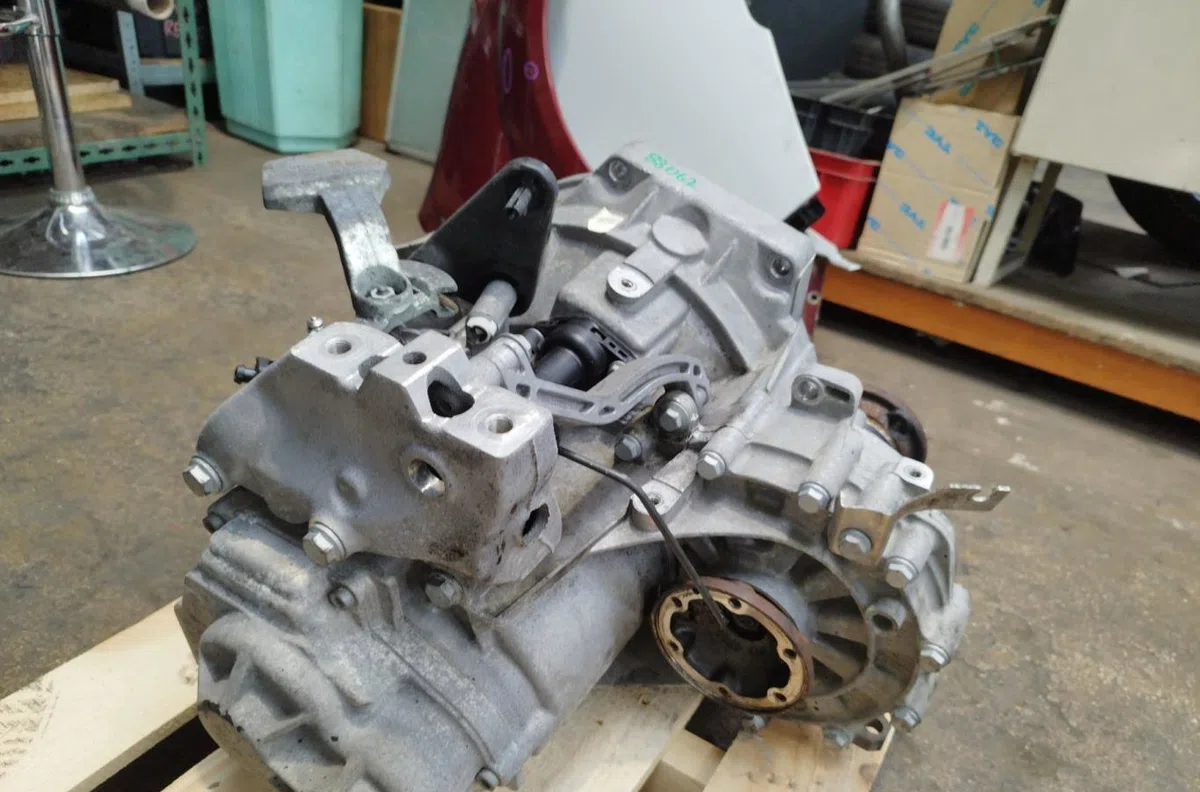 Boîte de vitesses manuelle VOLKSWAGEN PASSAT 6 occasion — photo 3