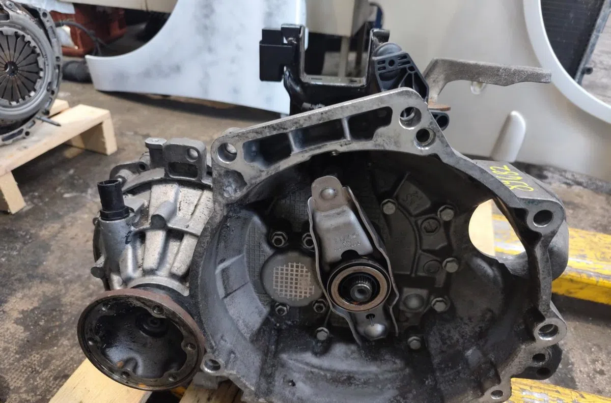 Boîte de vitesses manuelle VOLKSWAGEN POLO 5 occasion — photo 3