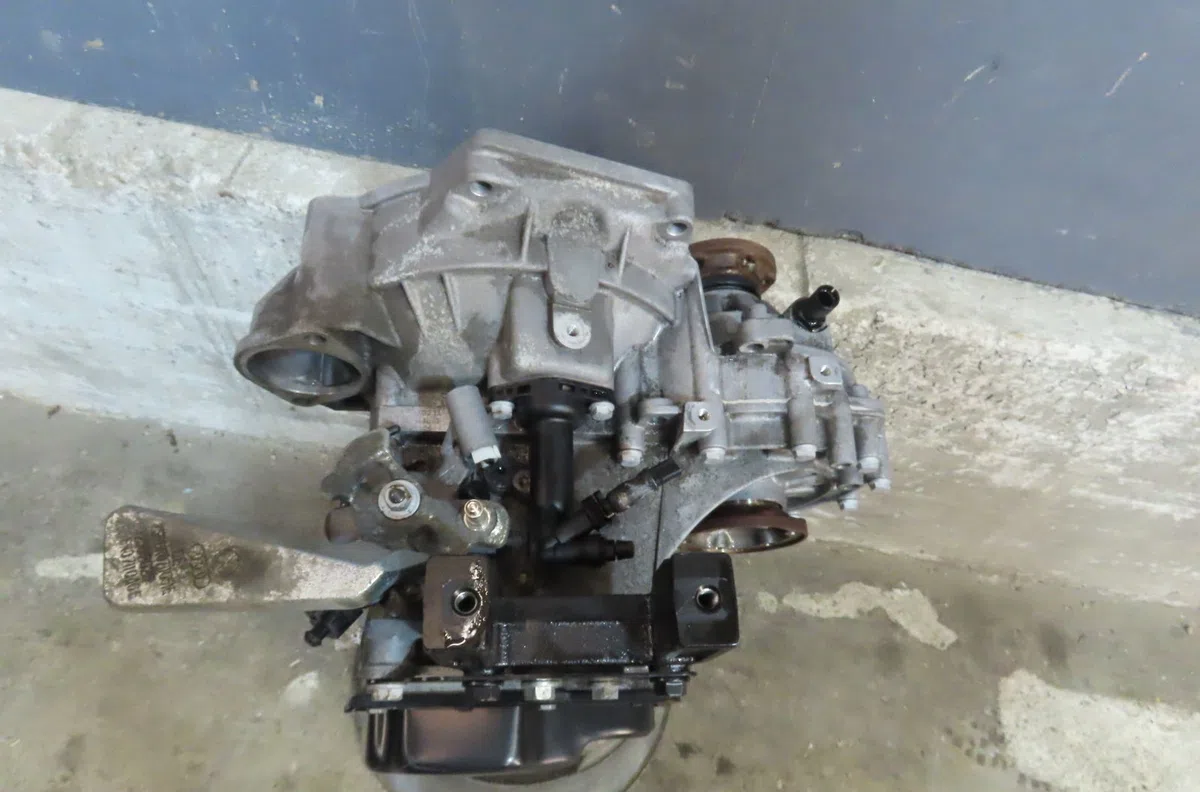 Boîte de vitesses manuelle VOLKSWAGEN POLO occasion — photo 4