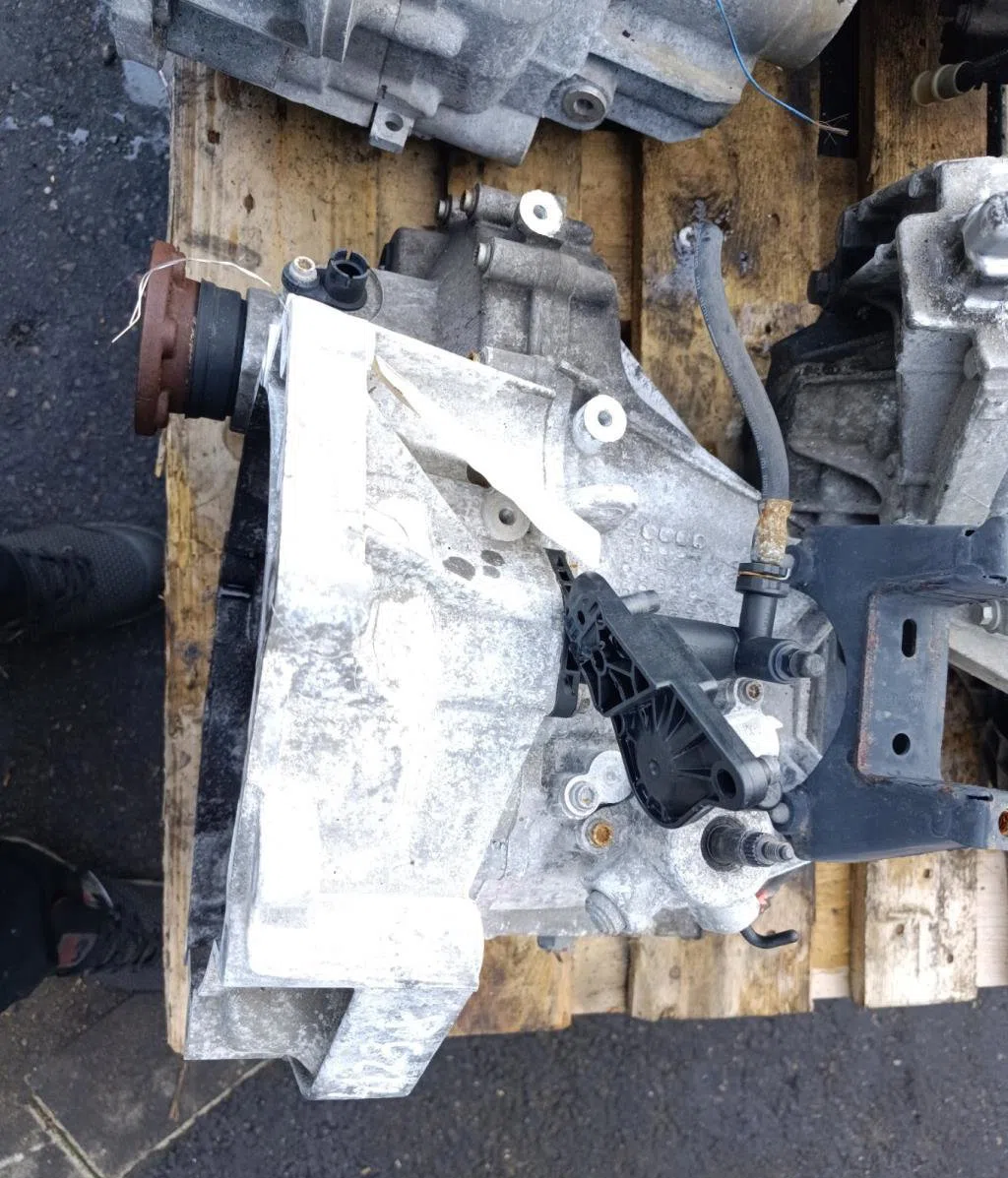 Boîte de vitesses manuelle Volkswagen POLO V (6R1, 6C1) 1.4 (6r1) (2009-2014) occasion — photo 4