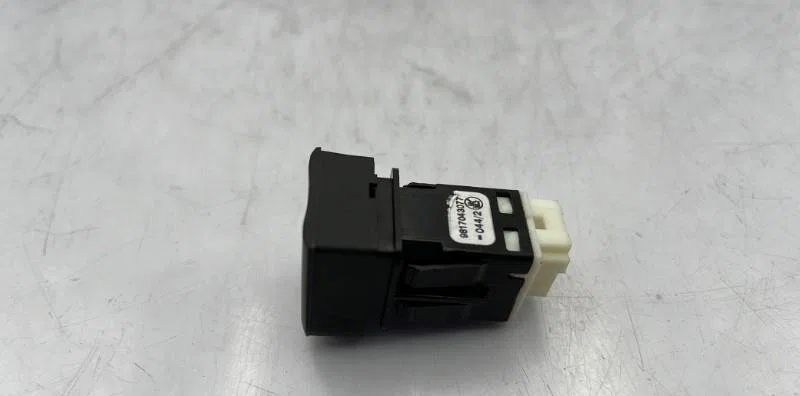 Bouton de warning CITROEN BERLINGO 3 M PHASE 1 occasion — photo 2