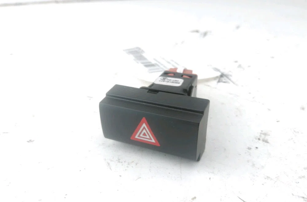 Bouton de warning Citroen JUMPY Camionnette (V_) 1.5 bluehdi 120 (2018) occasion — photo 3