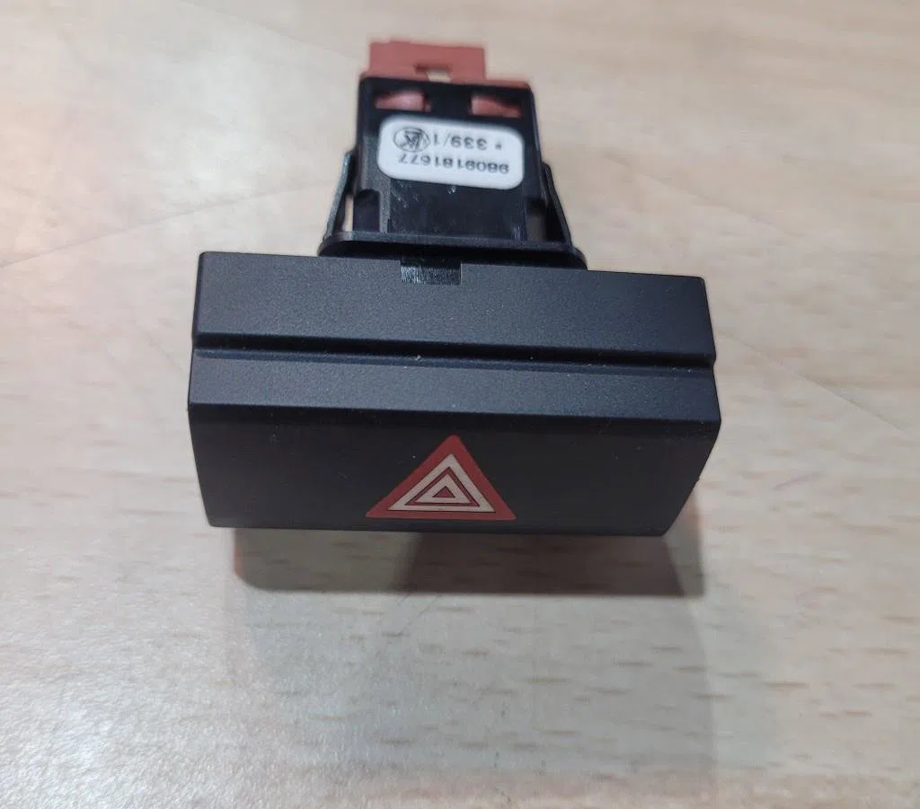 Bouton de warning Citroen JUMPY Camionnette (V_) 2.0 bluehdi 145 (2021) occasion — photo 2