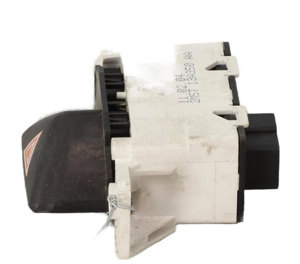 Bouton de warning Ford FOCUS I (DAW, DBW) 1.8 tdci (2001-2004) occasion — photo 2