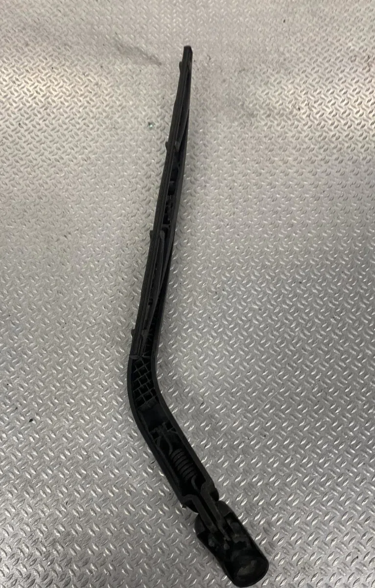 Bras essuie-glace arrière Nissan NOTE (E11, NE11) 1.5 dci (2010-2012) occasion — photo 2