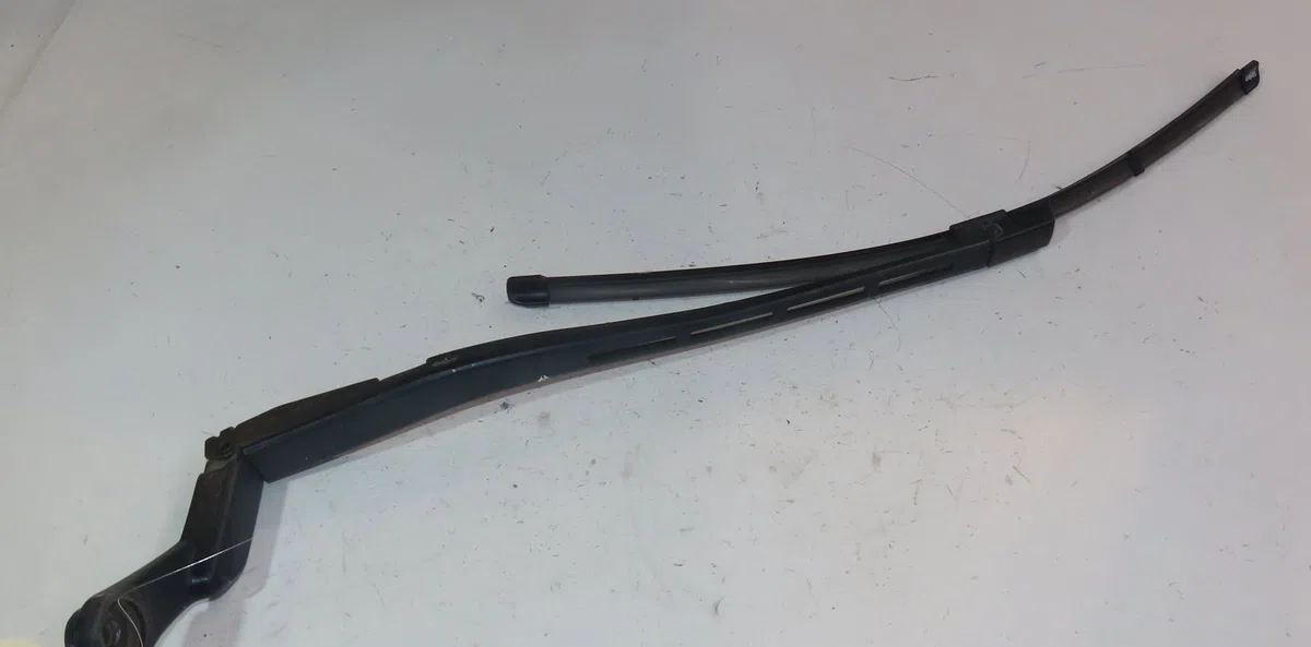 Bras essuie-glace avant droit Audi A4 B7 (8EC) 2.0 tdi 16v (2004-2008) 4 portes occasion — photo 2