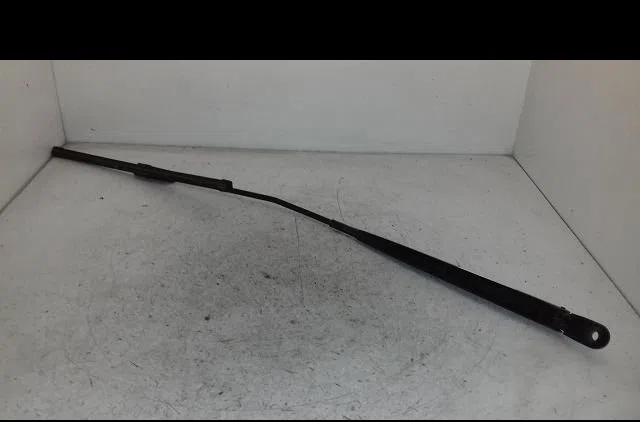 Bras essuie-glace avant droit Renault CLIO III (BR0-1, CR0-1) 1.5 dci (2010-2014) 3 portes occasion — photo 3