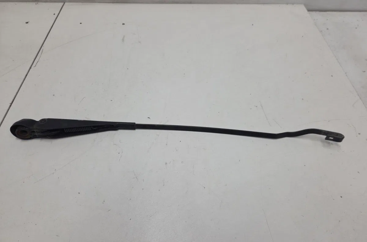 Bras essuie-glace avant droit VOLKSWAGEN GOLF 2 occasion — photo 2