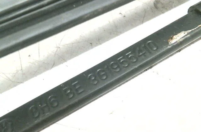 Bras essuie-glace avant droit VOLKSWAGEN PASSAT occasion — photo 3