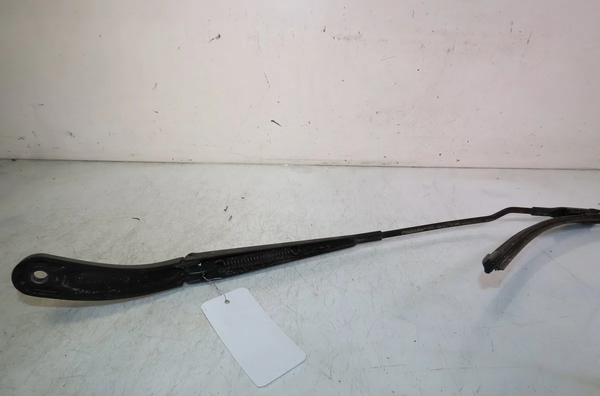 Bras essuie-glace avant gauche FORD C-MAX occasion — photo 2