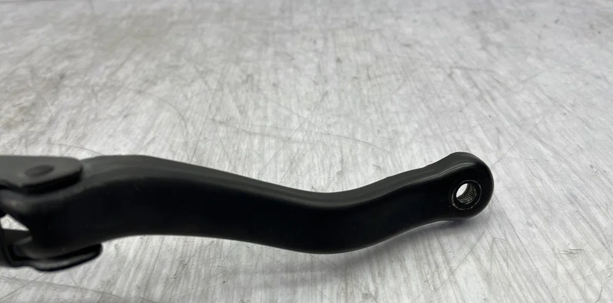Bras essuie-glace avant gauche OPEL CORSA E occasion — photo 2