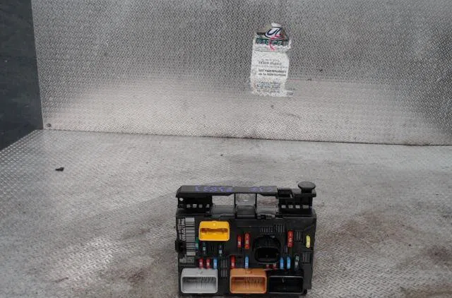 Bsm (boitier servitude moteur) CITROEN C3 1  C3 1 PHASE 1 occasion — photo 3