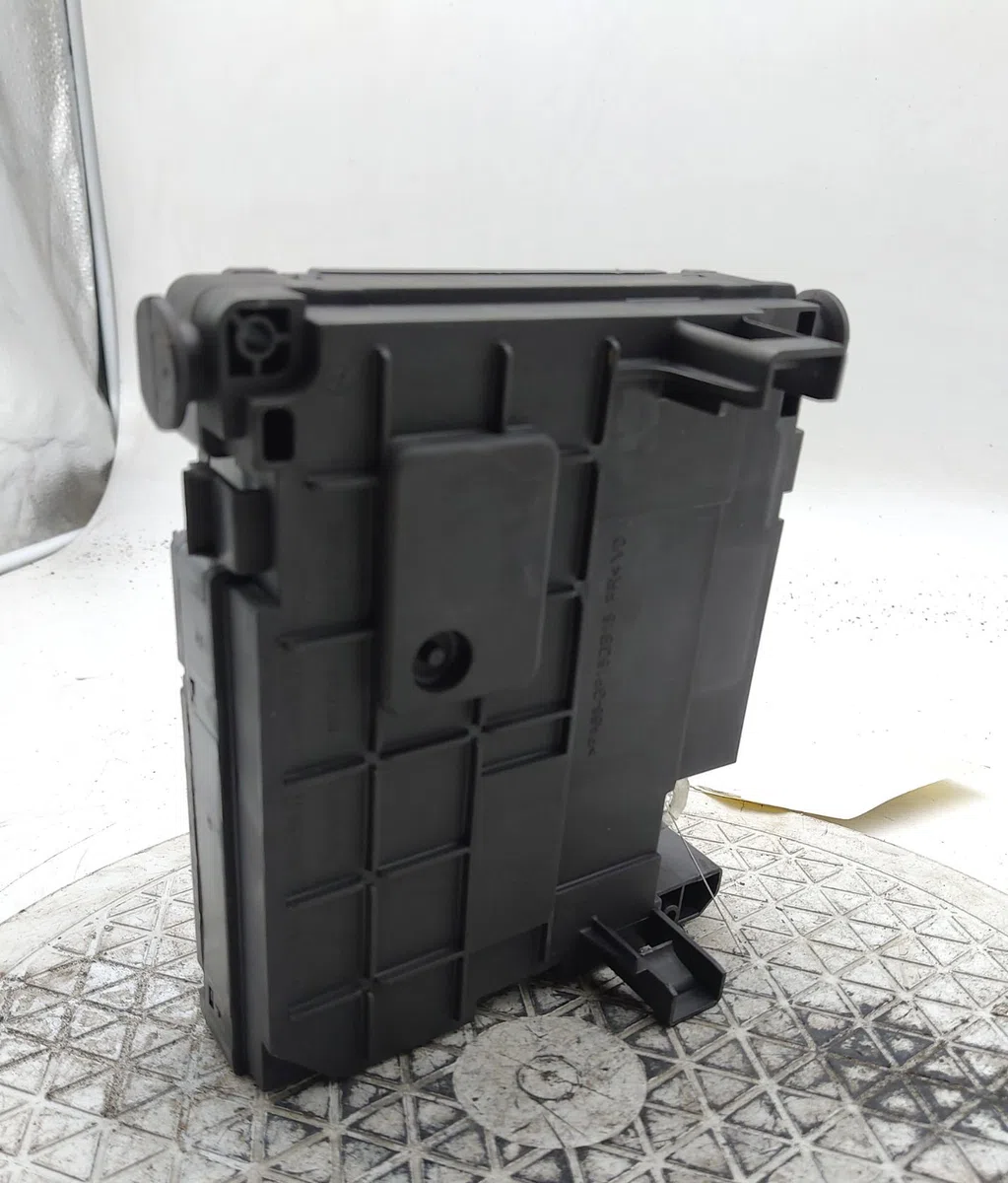 Bsm (boitier servitude moteur) CITROEN C4 PICASSO II occasion — photo 4