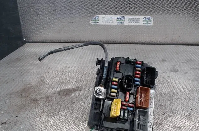 Bsm (boitier servitude moteur) PEUGEOT 207  207 PHASE 2 occasion — photo 3