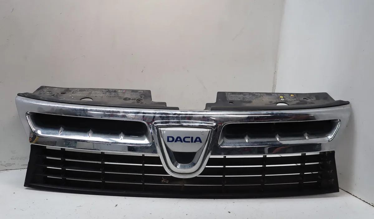 Calandre Dacia DUSTER (HS_) 1.5 dci 4x4 (hsmc, hsmd) (2010-2018) 5 portes occasion