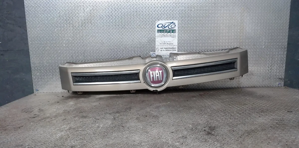 Calandre FIAT PANDA 2 PANDA 2 PHASE 2 occasion