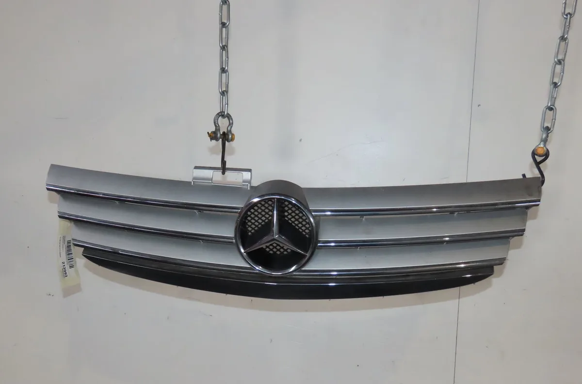 Calandre Mercedes-benz CLASSE A (W169) A 180 cdi (169.007, 169.307) (2004-2012) 5 portes occasion