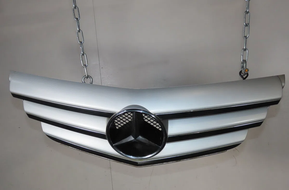 Calandre Mercedes-benz CLASSE B Sports Tourer (W245) B 200 cdi (245.208) (2005-2011) occasion — photo 2
