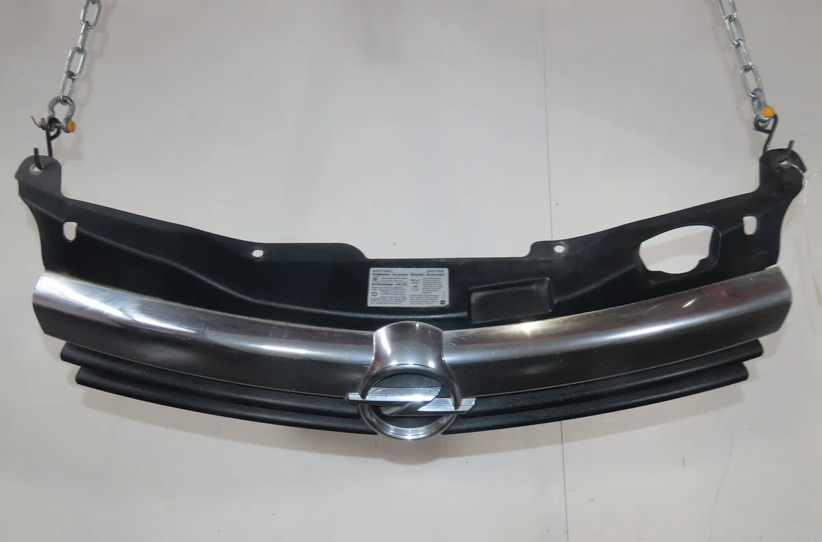 Calandre Opel ASTRA H (A04) 1.3 cdti (l48) (2005-2010) occasion — photo 2