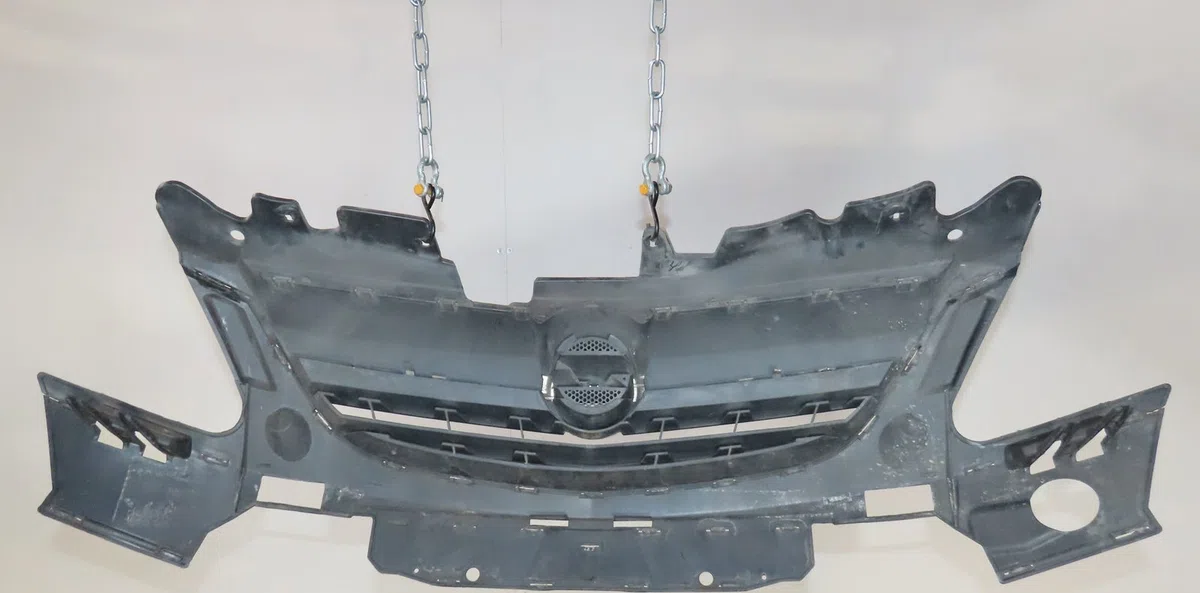 Calandre Opel CORSA D (S07) 1.3 cdti (l08, l68) (2006-2014) 5 portes occasion — photo 2