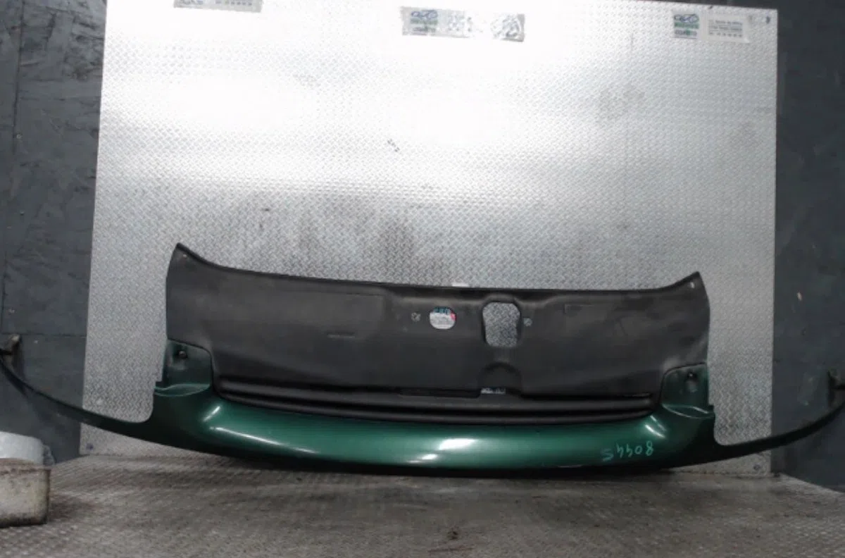 Calandre RENAULT CLIO 2  CLIO 2 PHASE 1 occasion — photo 2